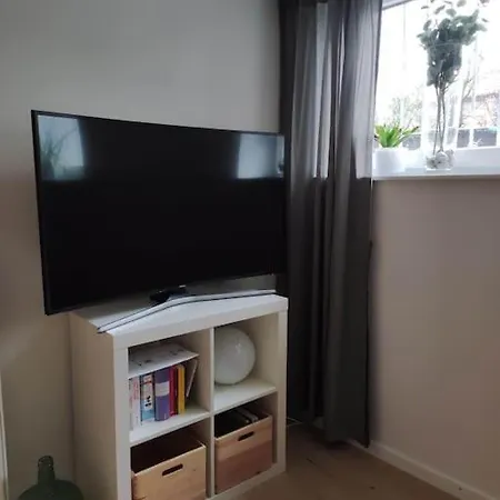 Modernes, Ruhig Gelegenes Mit Guten Opnv Apartmán
